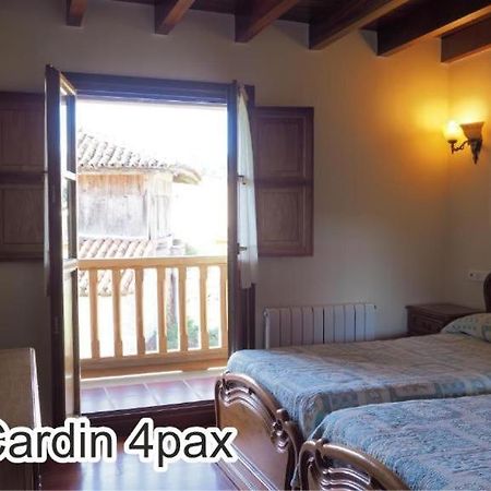 Casa Cardin Lägenhet Onís Exteriör bild