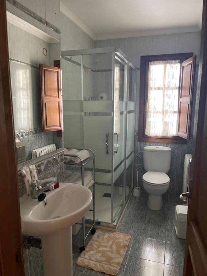 Casa Cardin Lägenhet Onís Exteriör bild
