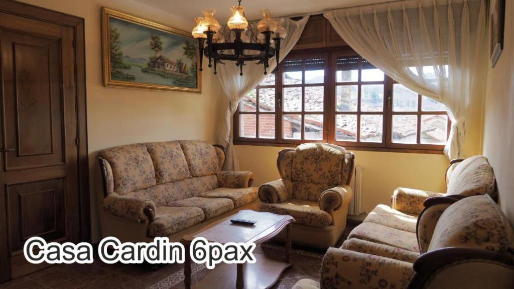 Casa Cardin Lägenhet Onís Exteriör bild